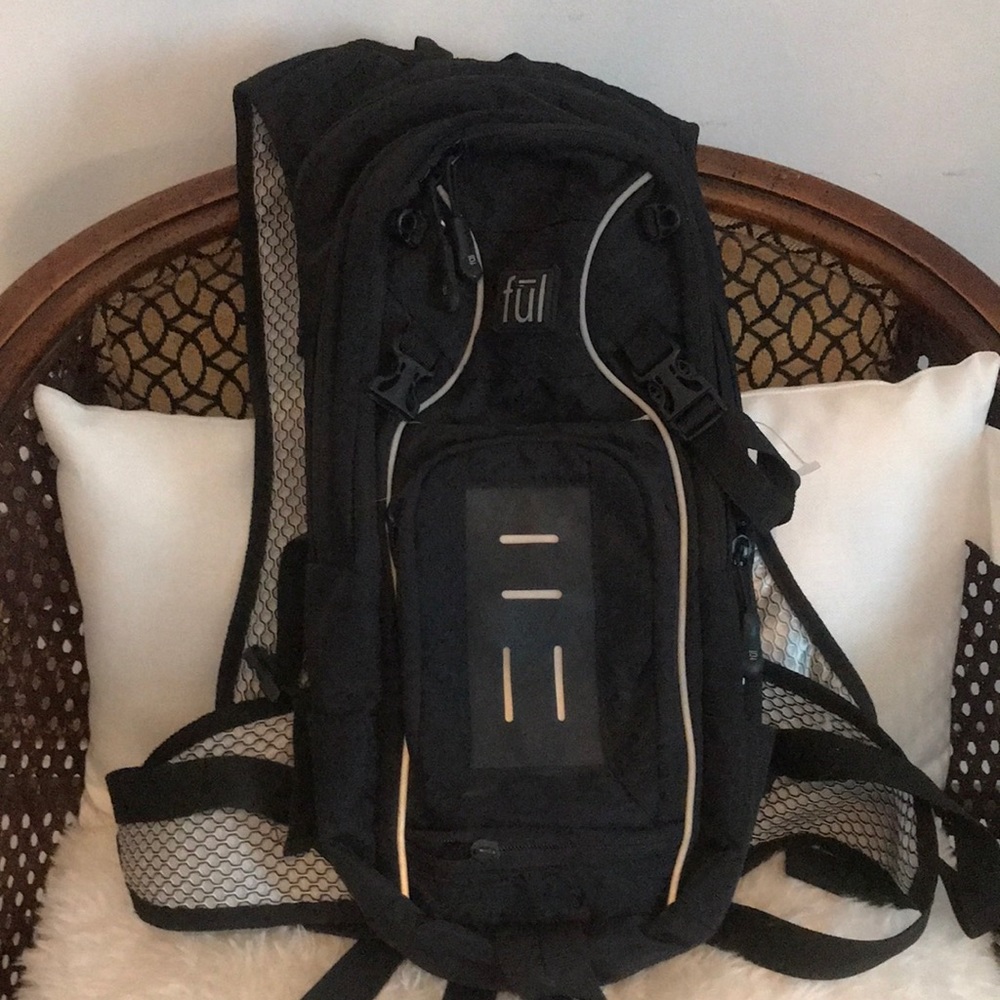 Ful bag pac in very good condition.